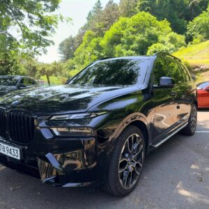BMW X7 40i