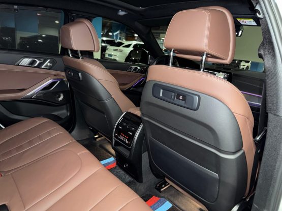BMW X6 13