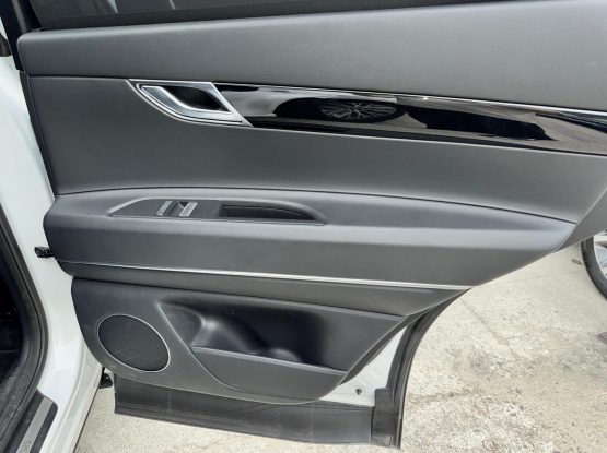 GENESIS GV80 11