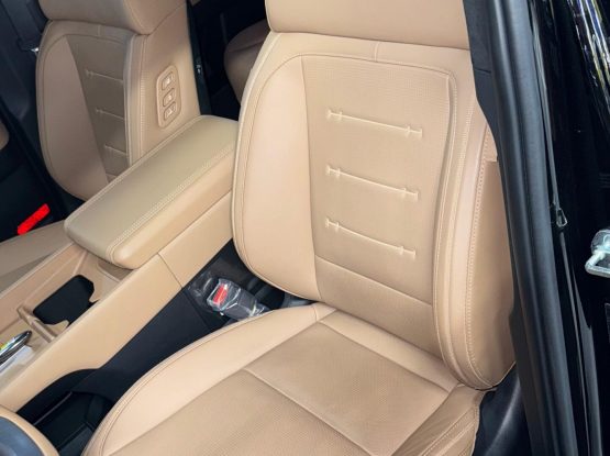 Hyundai Santa Fe11