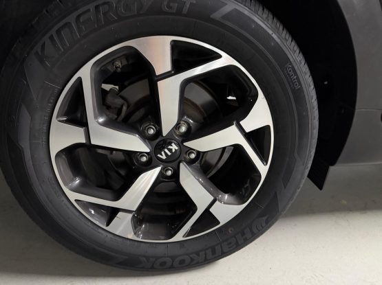 KIA SPORTAGE 17