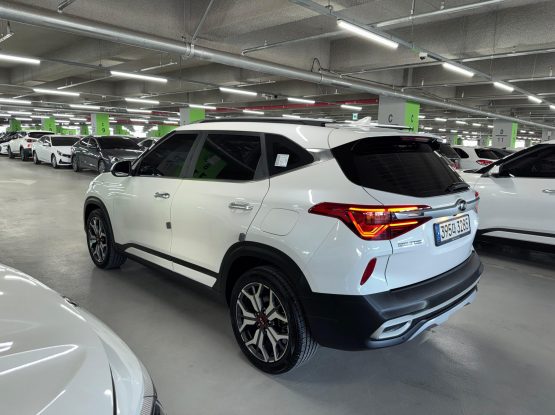 KIA Seltos 4