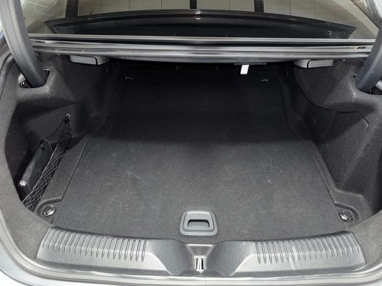 Mercedes Benz CLS450 17