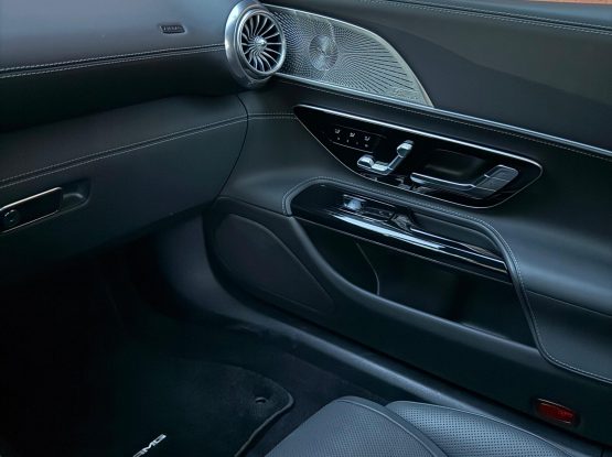 Mercedes-Benz SL-Class17
