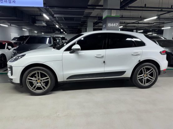 Porsche Macan 2