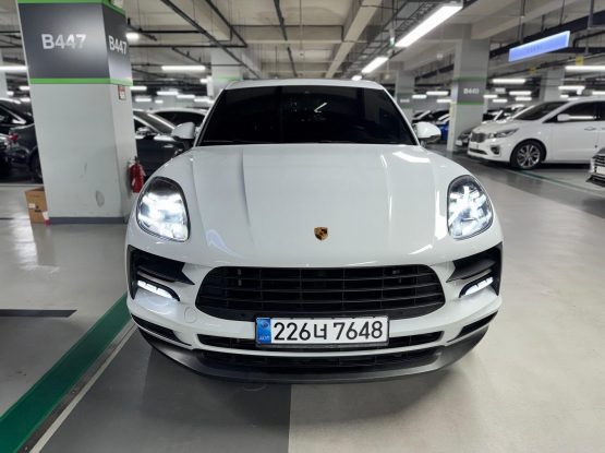 Porsche Macan 6