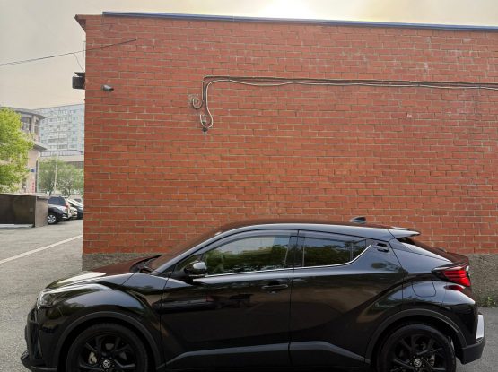 Toyota C-HR7