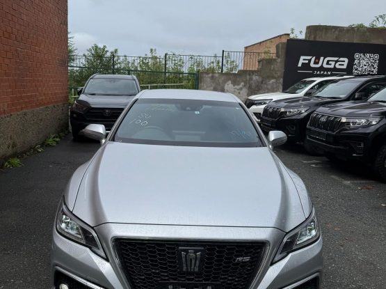 Toyota Crown6