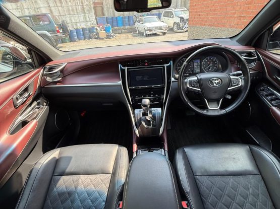 Toyota Harrier10