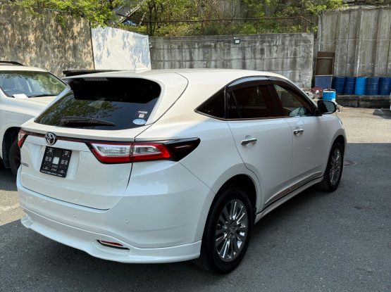 Toyota Harrier6
