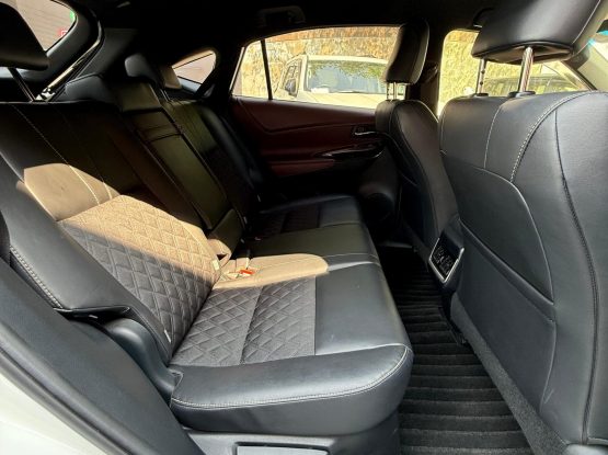 Toyota Harrier9