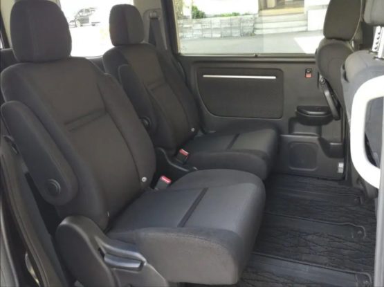 ac5519a3-fd66-463c-b8fc-6d92a8a09461