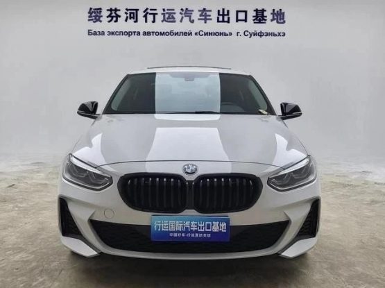 BMW 1-Series (10)
