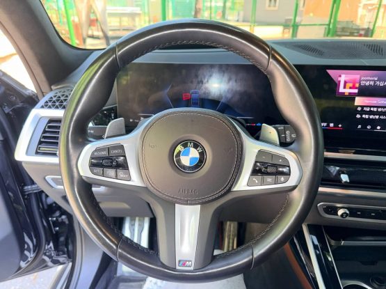 BMW X7 40i (4)