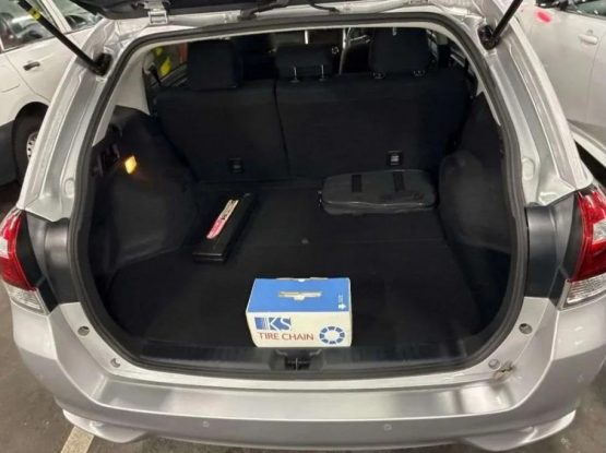 Corolla Fielder 12264 (14)