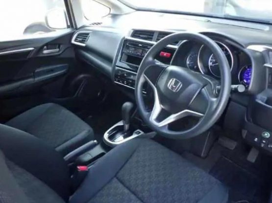 Honda Fit 4028 (3)