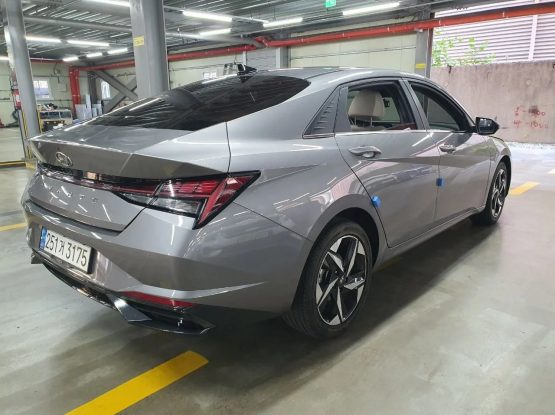 Hyundai Avante (26)