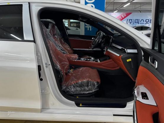 Kia K5 22092026 (5)