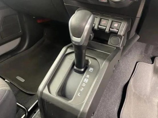 Suzuki Jimny 23000 (9)