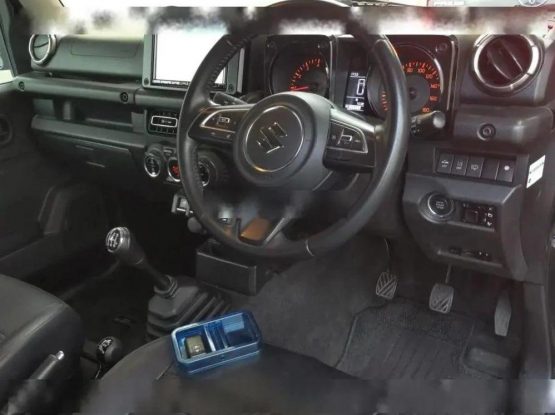 Suzuki Jimny Sierra 103000 (6)