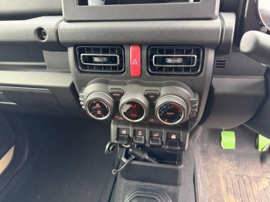 Suzuki Jimny Sierra 12000 (42)
