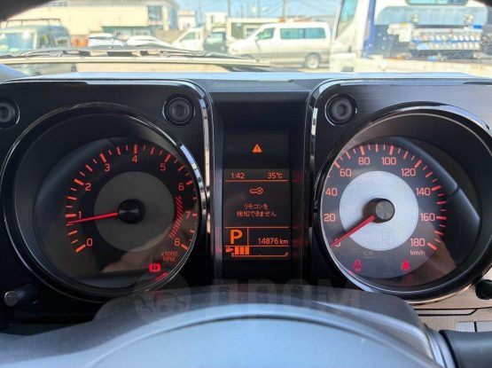 Suzuki Jimny Sierra 14000 (29)