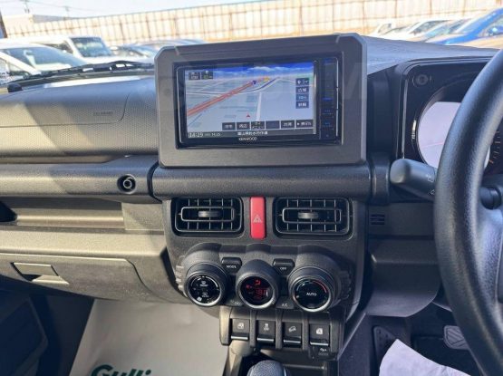 Suzuki Jimny Sierra (18)