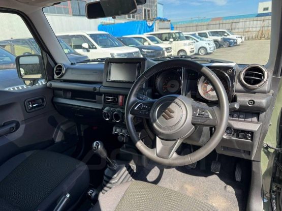 Suzuki Jimny Sierra 18000 (2)