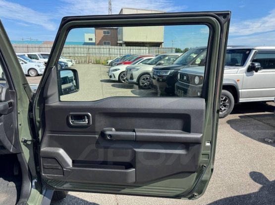 Suzuki Jimny Sierra 18000 (35)
