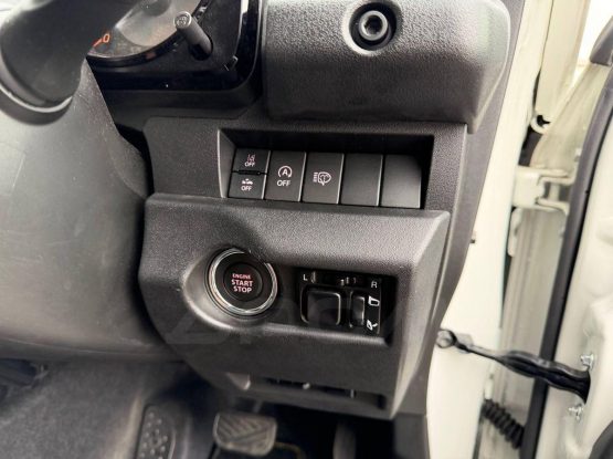 suzuki-jimny-sierra-2023-21.10.2026-11-3