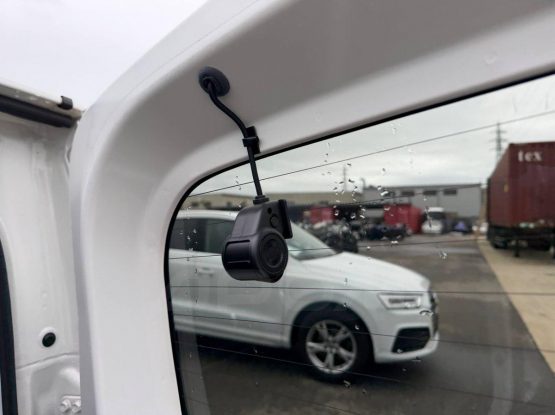 suzuki-jimny-sierra-2023-21.10.2026-27-3
