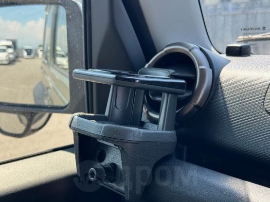 suzuki-jimny-sierra-2023-21.10.2026-37-1