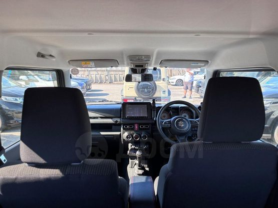Suzuki Jimny Sierra 25000 (21)