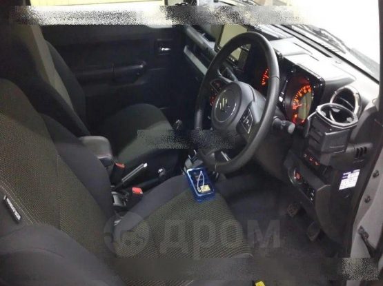 Suzuki Jimny Sierra 25000 (3)