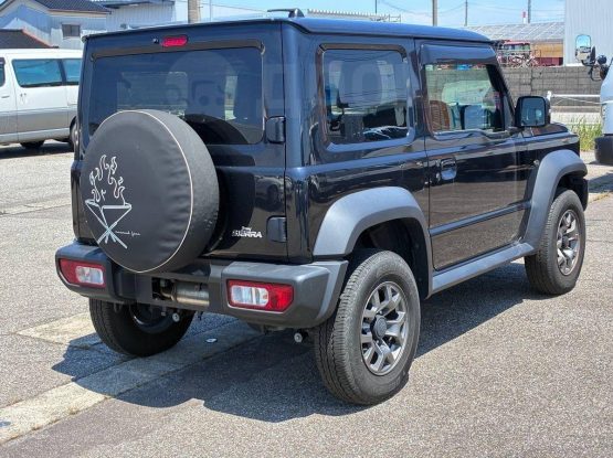 Suzuki Jimny Sierra 28000 (22)
