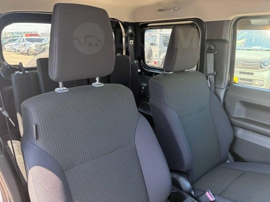 Suzuki Jimny Sierra 28000 (32)