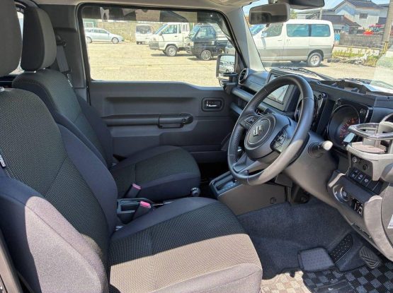Suzuki Jimny Sierra 28000 (9)