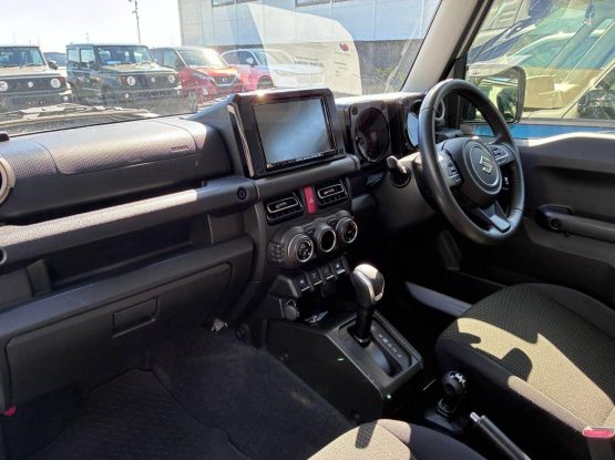 Suzuki Jimny Sierra 36653 (14)