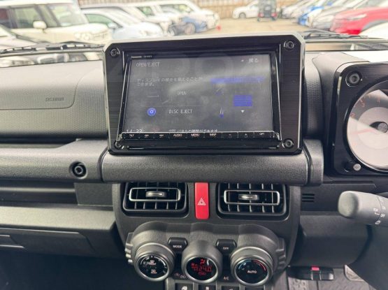 Suzuki Jimny Sierra 36653 (40)