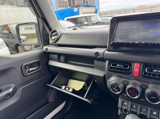 Suzuki Jimny Sierra 36653 (44)