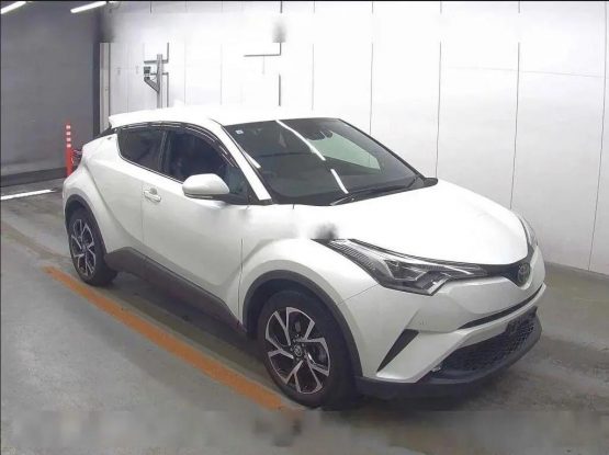 Toyota C-HR 63000 (1)