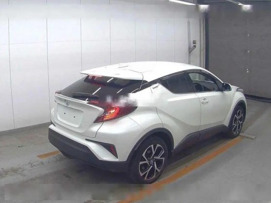 Toyota C-HR 63000 (6)
