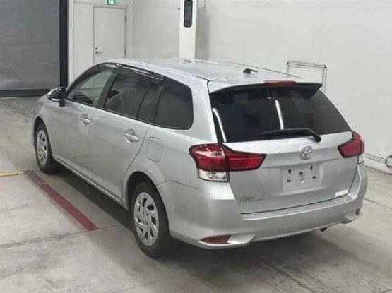 Toyota Corolla Fielder 32000 (3)