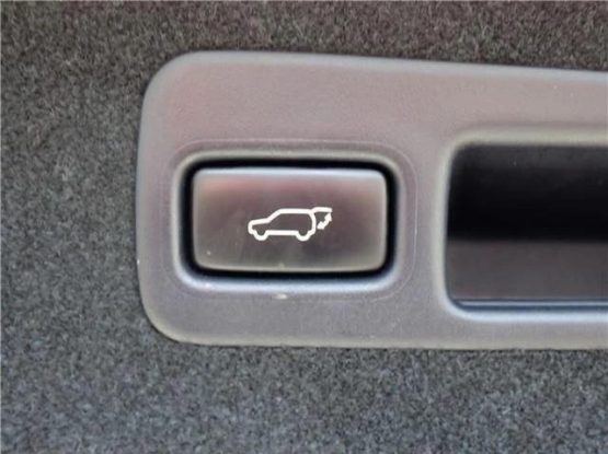 TOYOTA HARRIER (4)