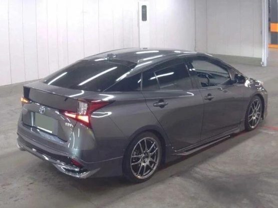 Toyota Prius 22000 (5)