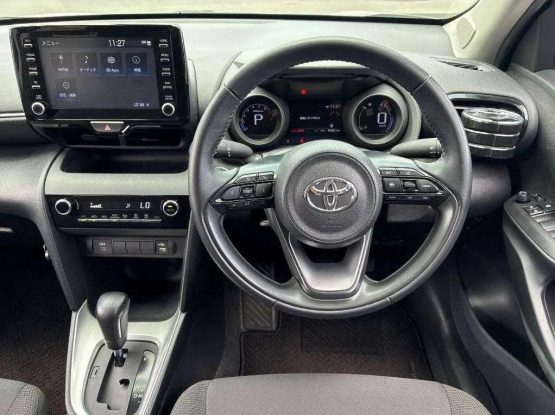 Toyota Yaris Cross 37000 (5)