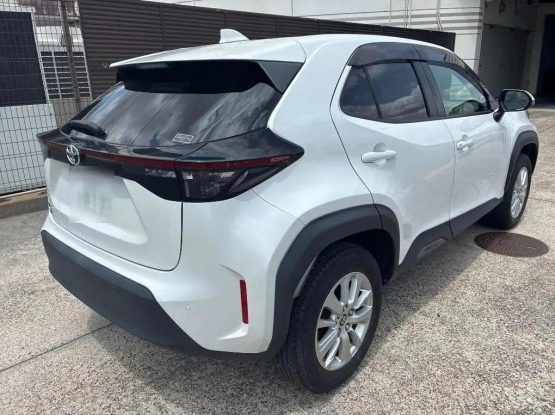 Toyota Yaris Cross 37000 (8)